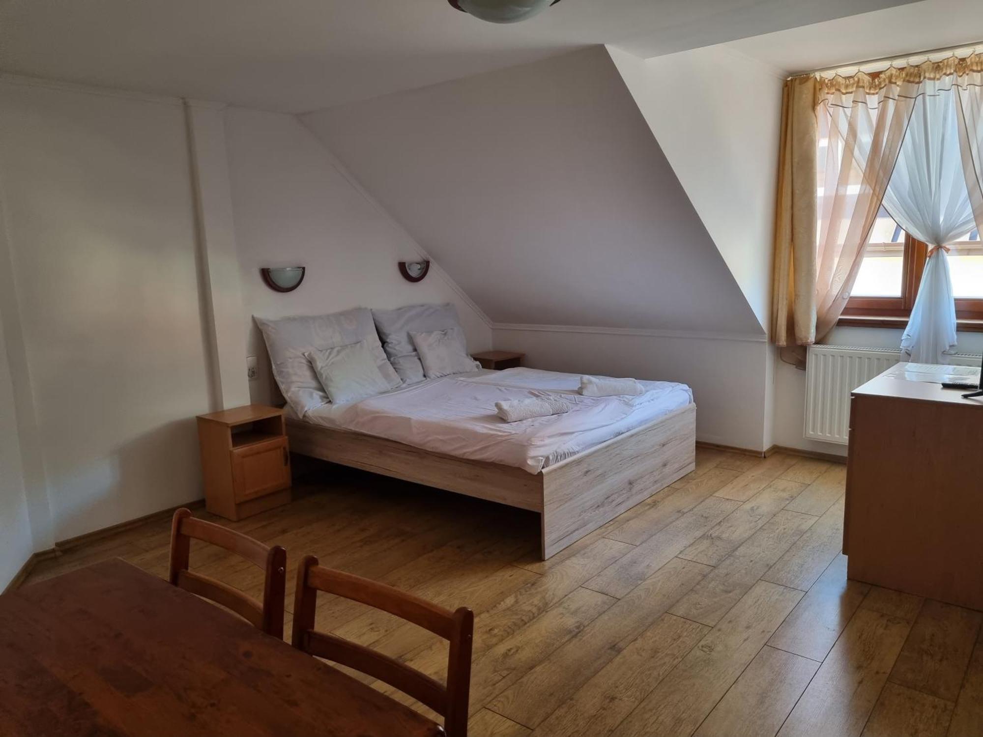 Kemences Fogado Bed & Breakfast Tardos Ngoại thất bức ảnh
